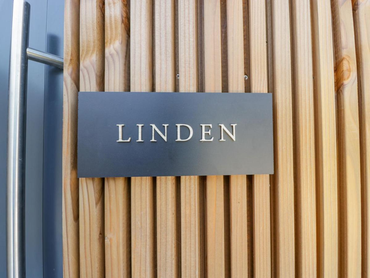 温坎顿Linden Barn别墅 外观 照片